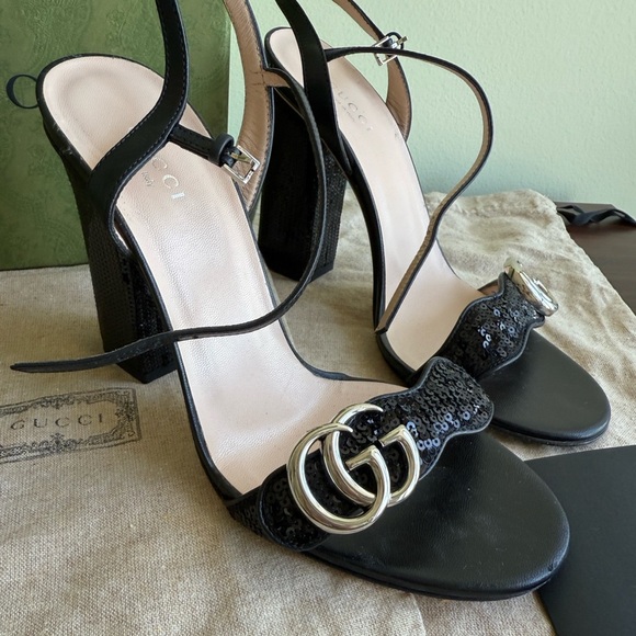 Gucci Black sandal- size 37(1/2) Sequin Marmont High Heeled
Look brand new - Picture 1 of 17